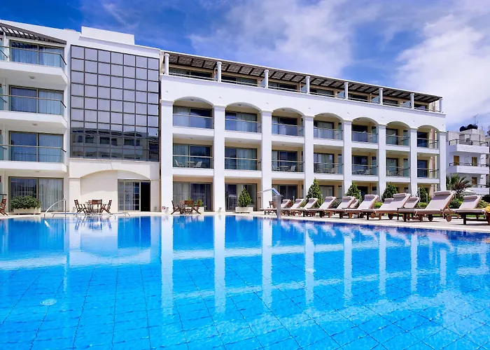 Albatros & Resort Chersonissos