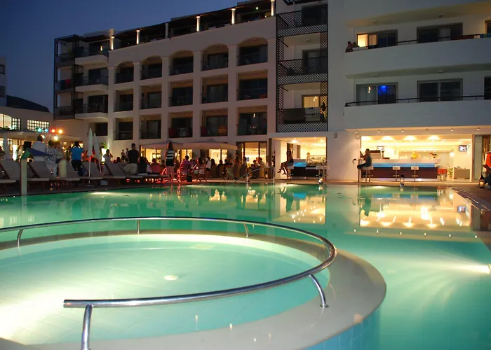 Albatros & Resort Chersonissos