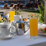 Albatros & Hersonissos (Crete)