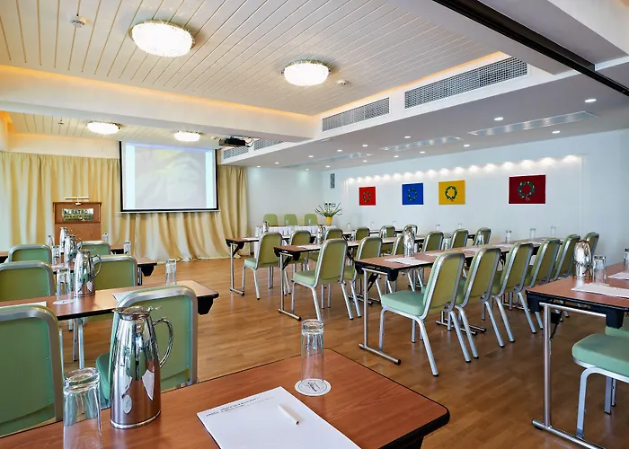 Albatros & خيرسونِسوس