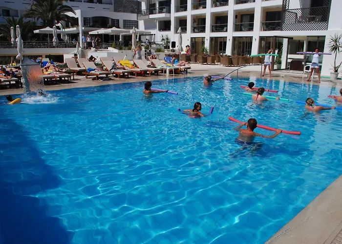 Albatros & خيرسونِسوس