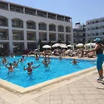 Semesteranläggning (resort) Albatros &
