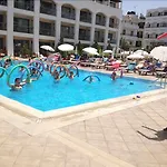 Albatros & Resort