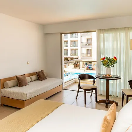 Albatros & 5* Limenas Chersonisou