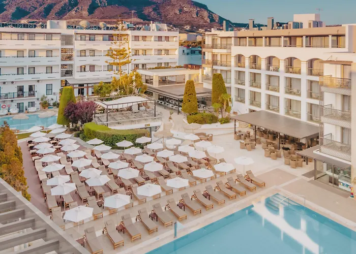 Resort Albatros & Hersonissos (Crete)